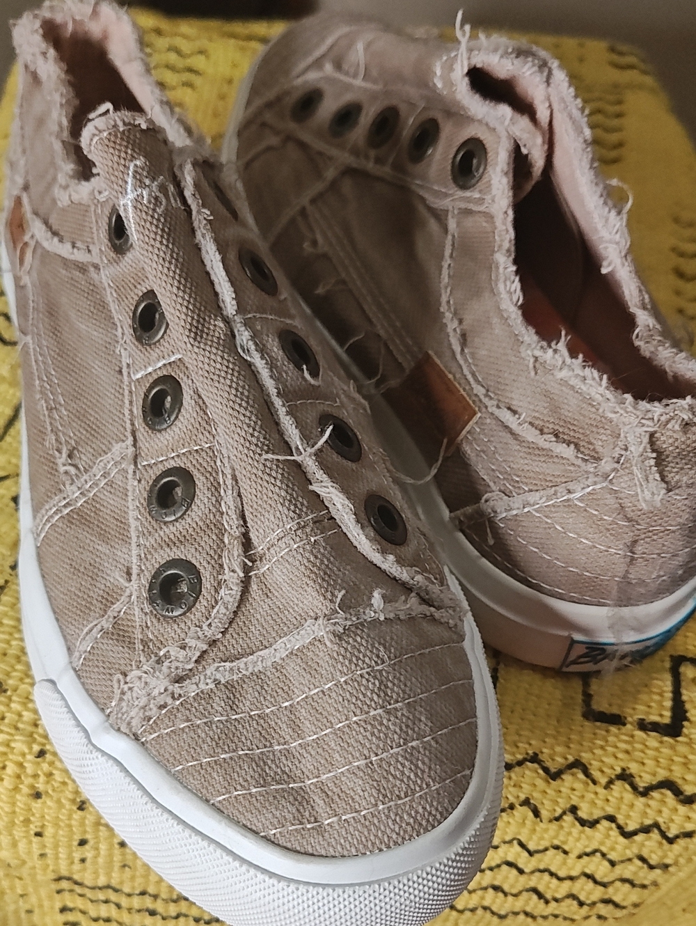 Women’s Slip-On Distressed Canvas Sneakers in Light Taupe